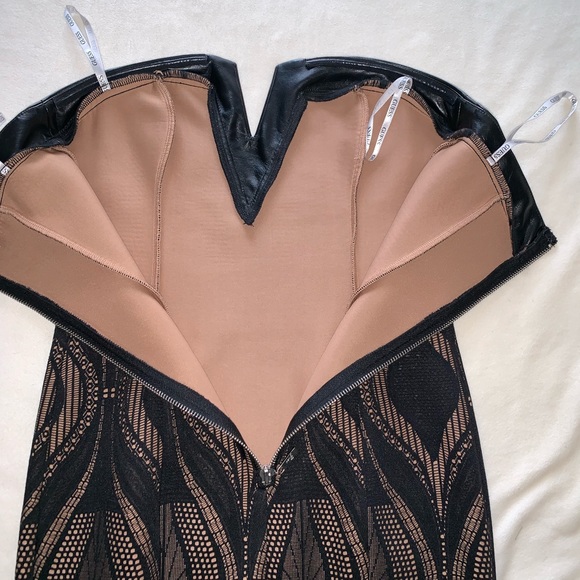 Dress - Picture 5 of 5